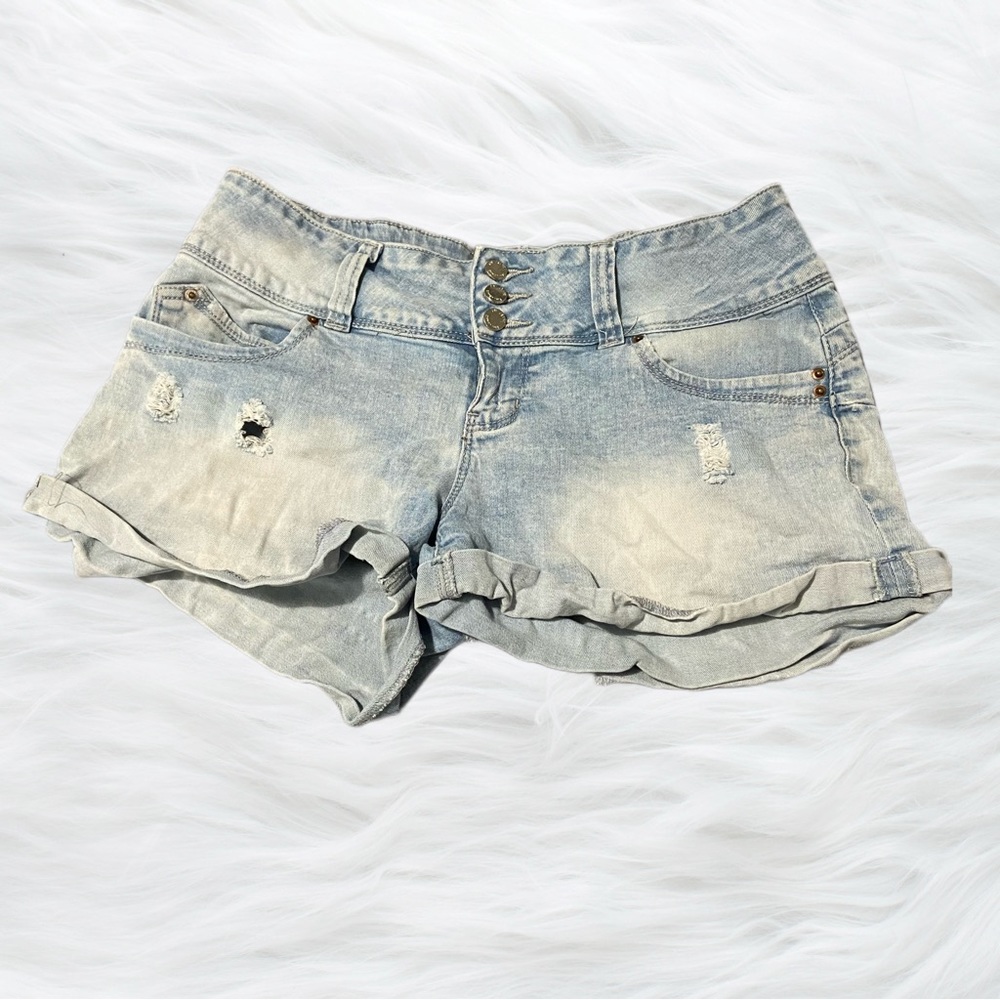 YMI Woman’s Shorts E